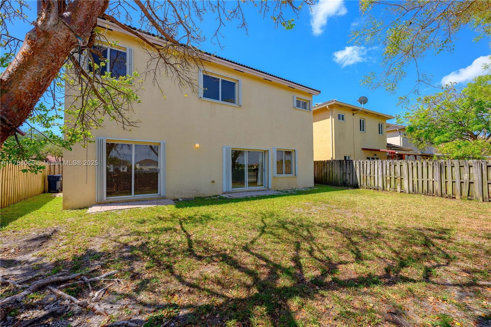 Real estate property located at 9369 224th Ter, Miami-dade, Lakes By The Bay Day, Cutler Bay, FL