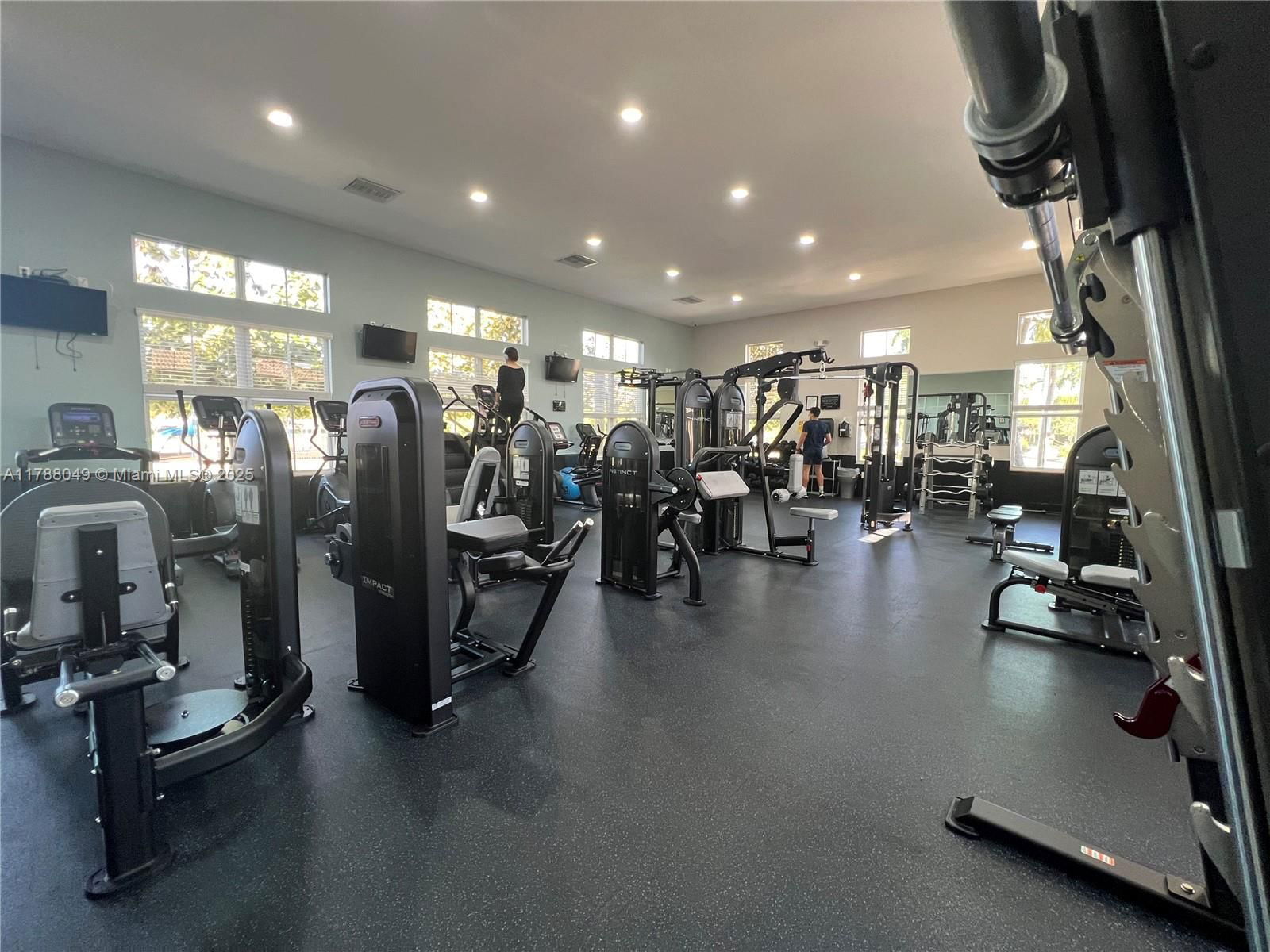 Real estate property located at 9369 224th Ter, Miami-dade, Lakes By The Bay Day, Cutler Bay, FL