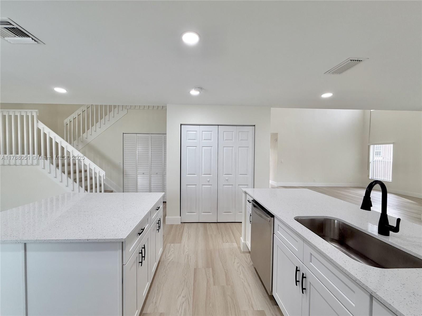 Real estate property located at 9525 9th Ct, Broward, Quatraine, Plantation, FL