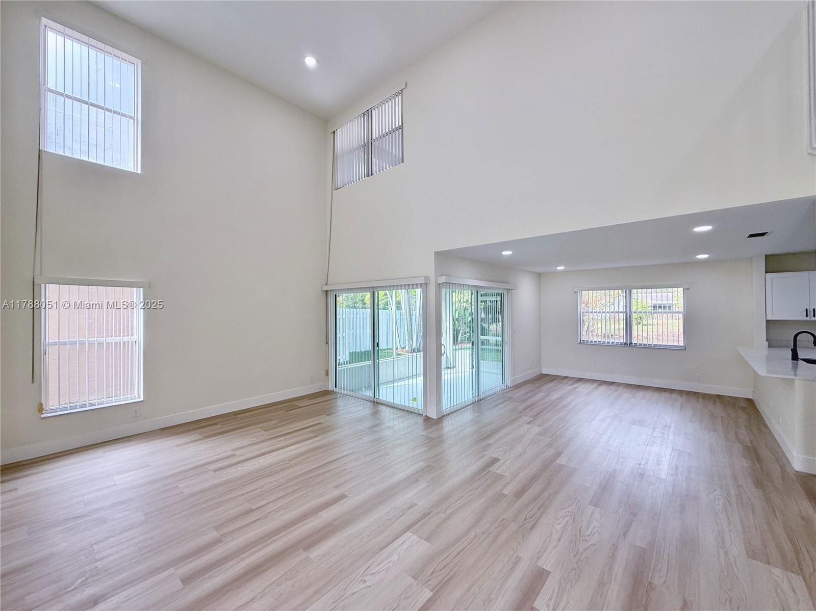 Real estate property located at 9525 9th Ct, Broward, Quatraine, Plantation, FL