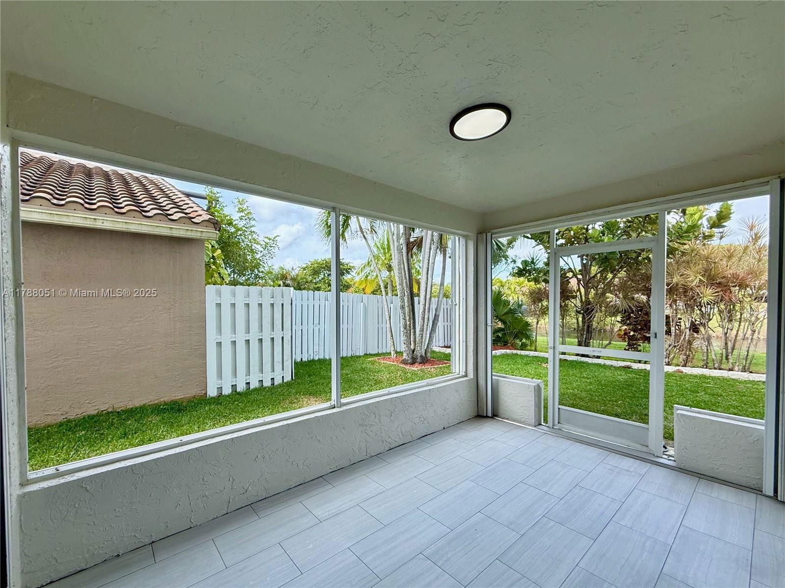 Real estate property located at 9525 9th Ct, Broward, Quatraine, Plantation, FL