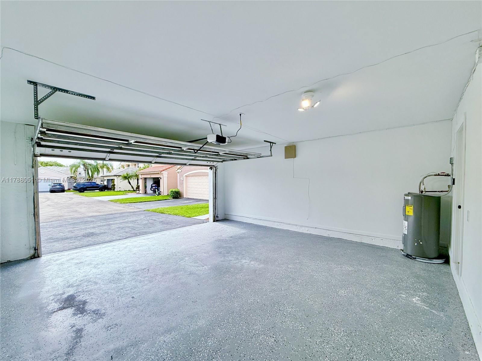 Real estate property located at 9525 9th Ct, Broward, Quatraine, Plantation, FL