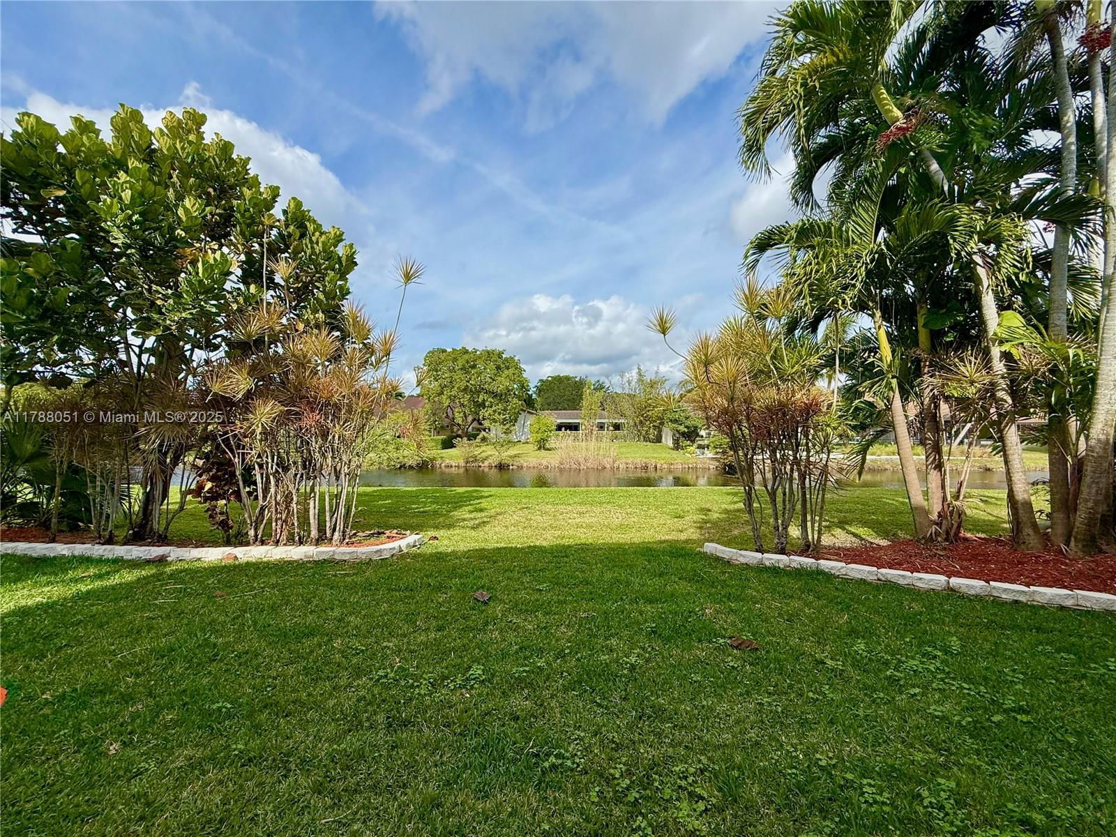 Real estate property located at 9525 9th Ct, Broward, Quatraine, Plantation, FL