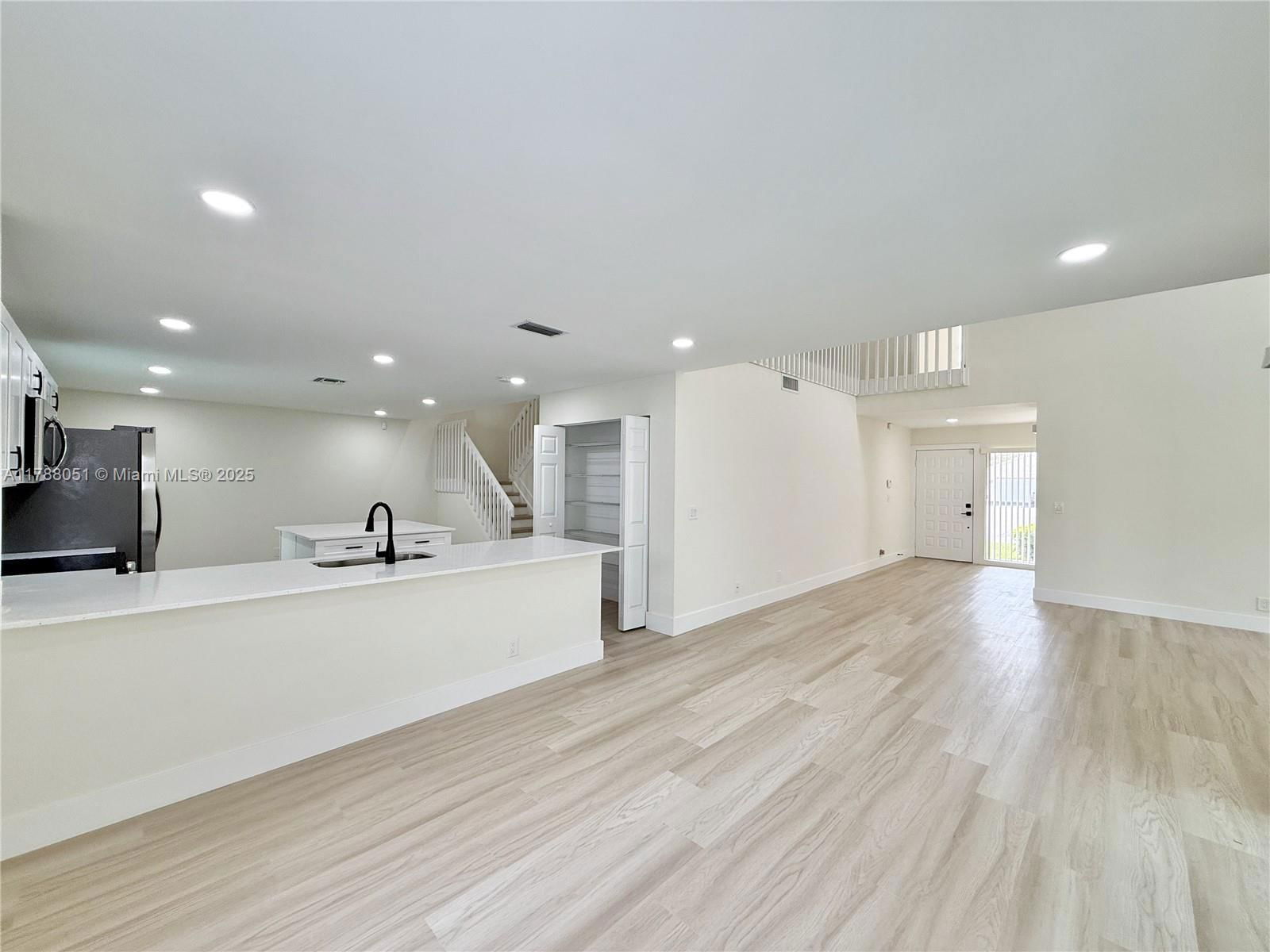 Real estate property located at 9525 9th Ct, Broward, Quatraine, Plantation, FL