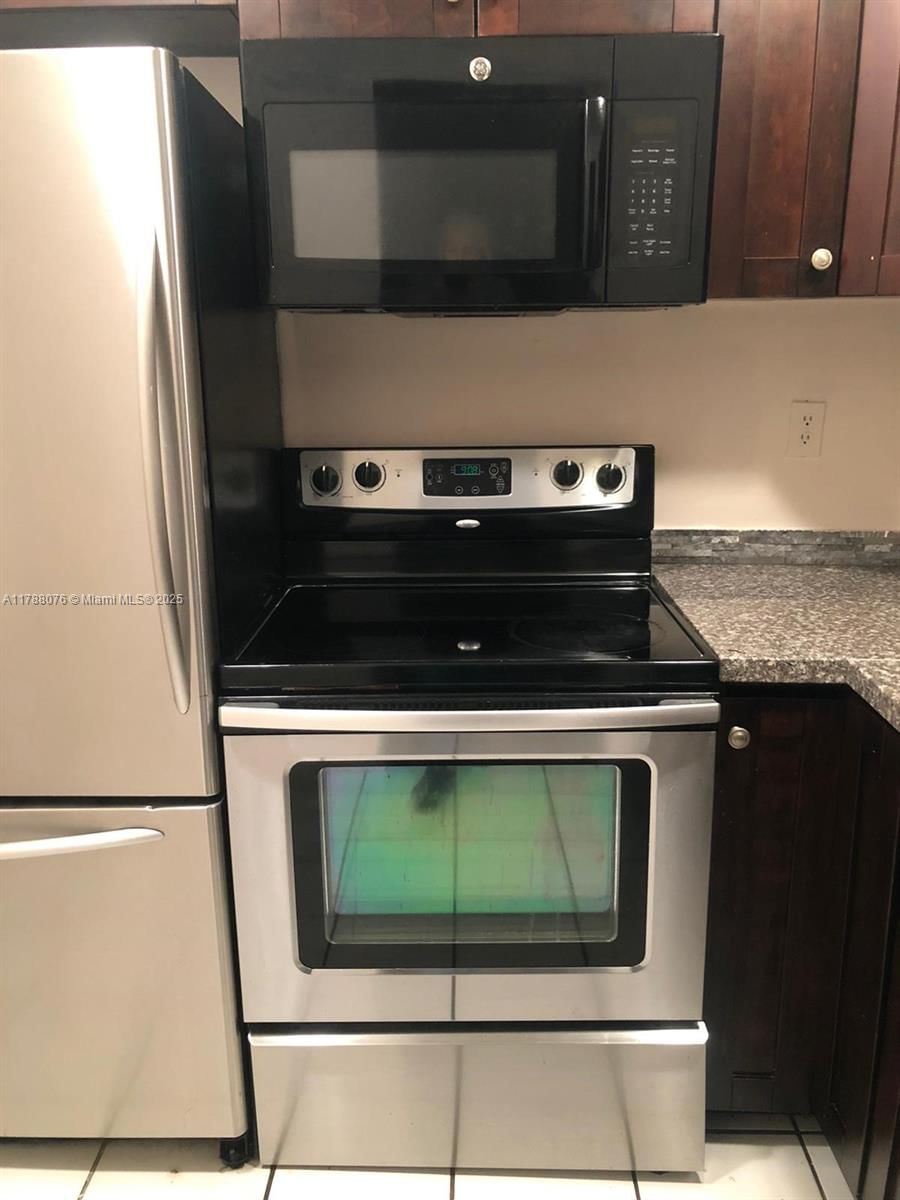 Real estate property located at 494 165th St Rd C-102, Miami-dade, Montecarlo Condo, Miami, FL