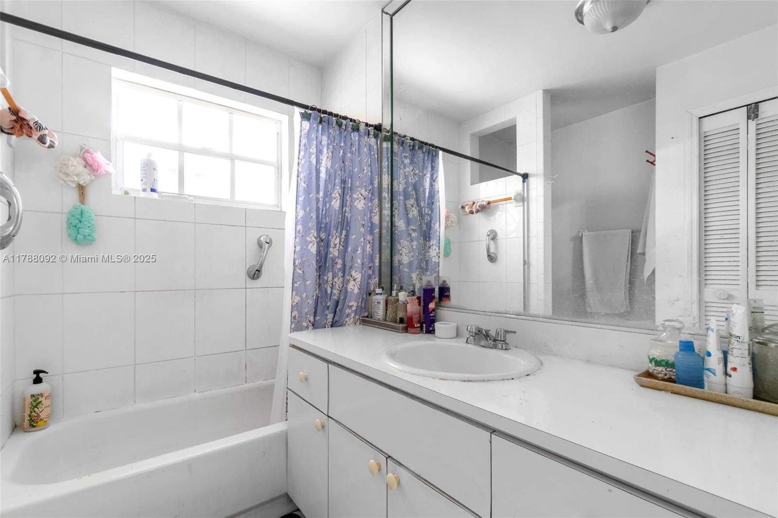 Real estate property located at 15742 137th Ct, Miami-dade, P A At Coral Reef, Miami, FL