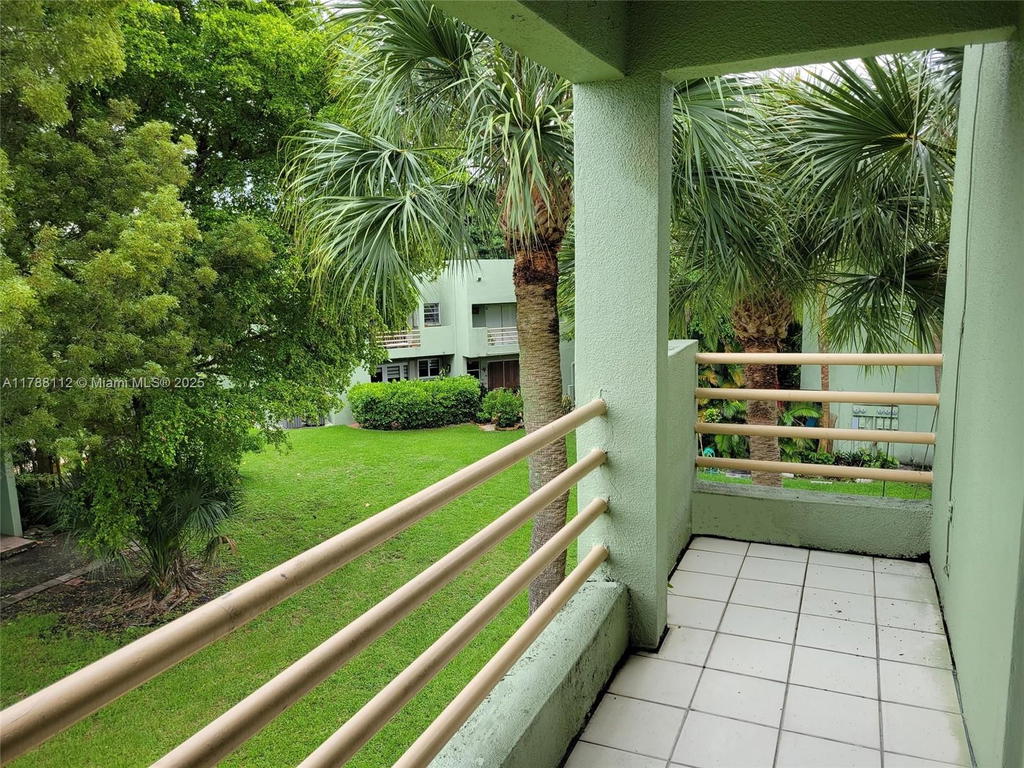 Real estate property located at 11123 7th St #203-4, Miami-dade, Patio West One Condo, Miami, FL