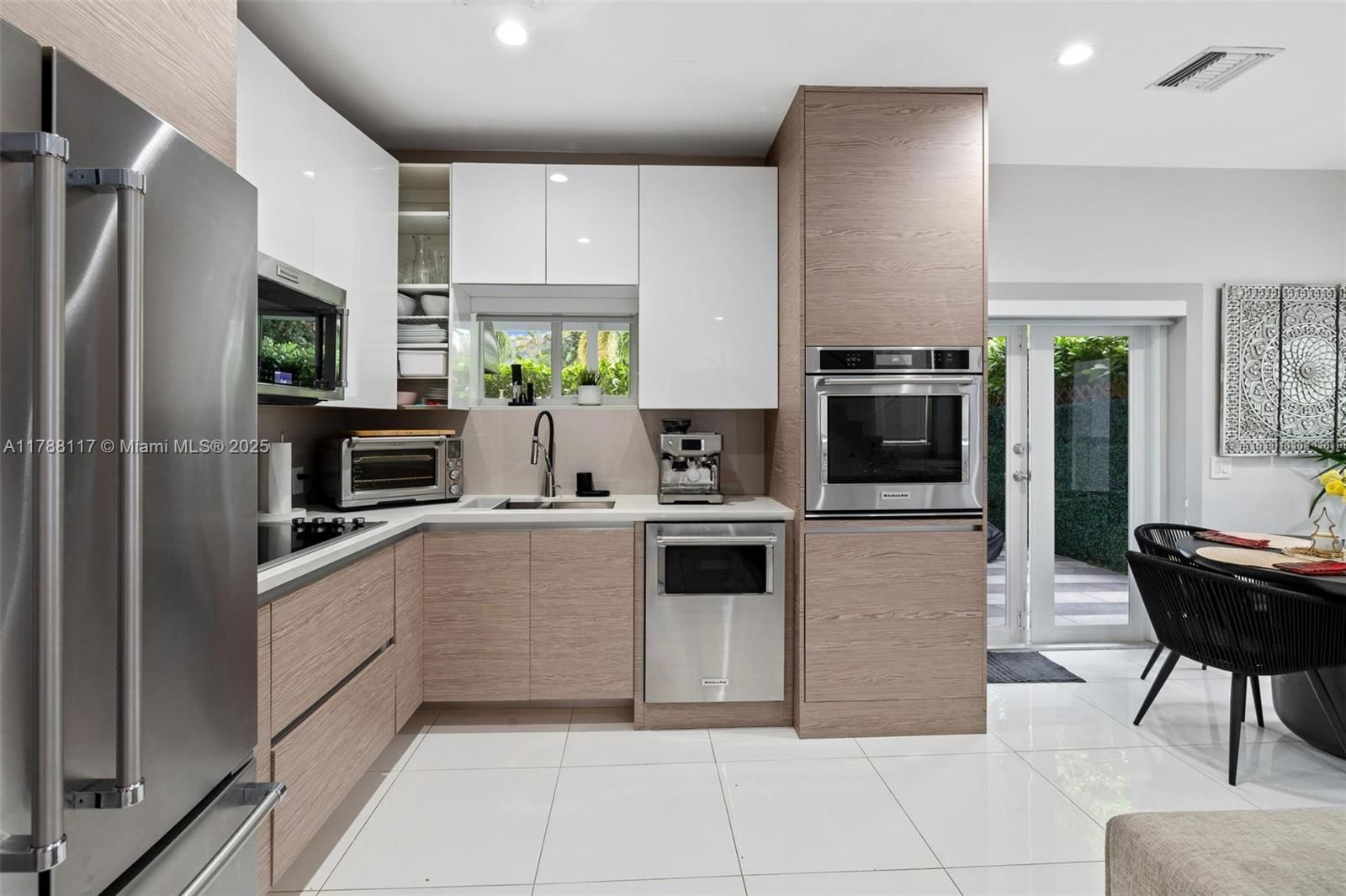 Real estate property located at 2615 213th St, Miami-dade, Biltmore Pk, Miami, FL