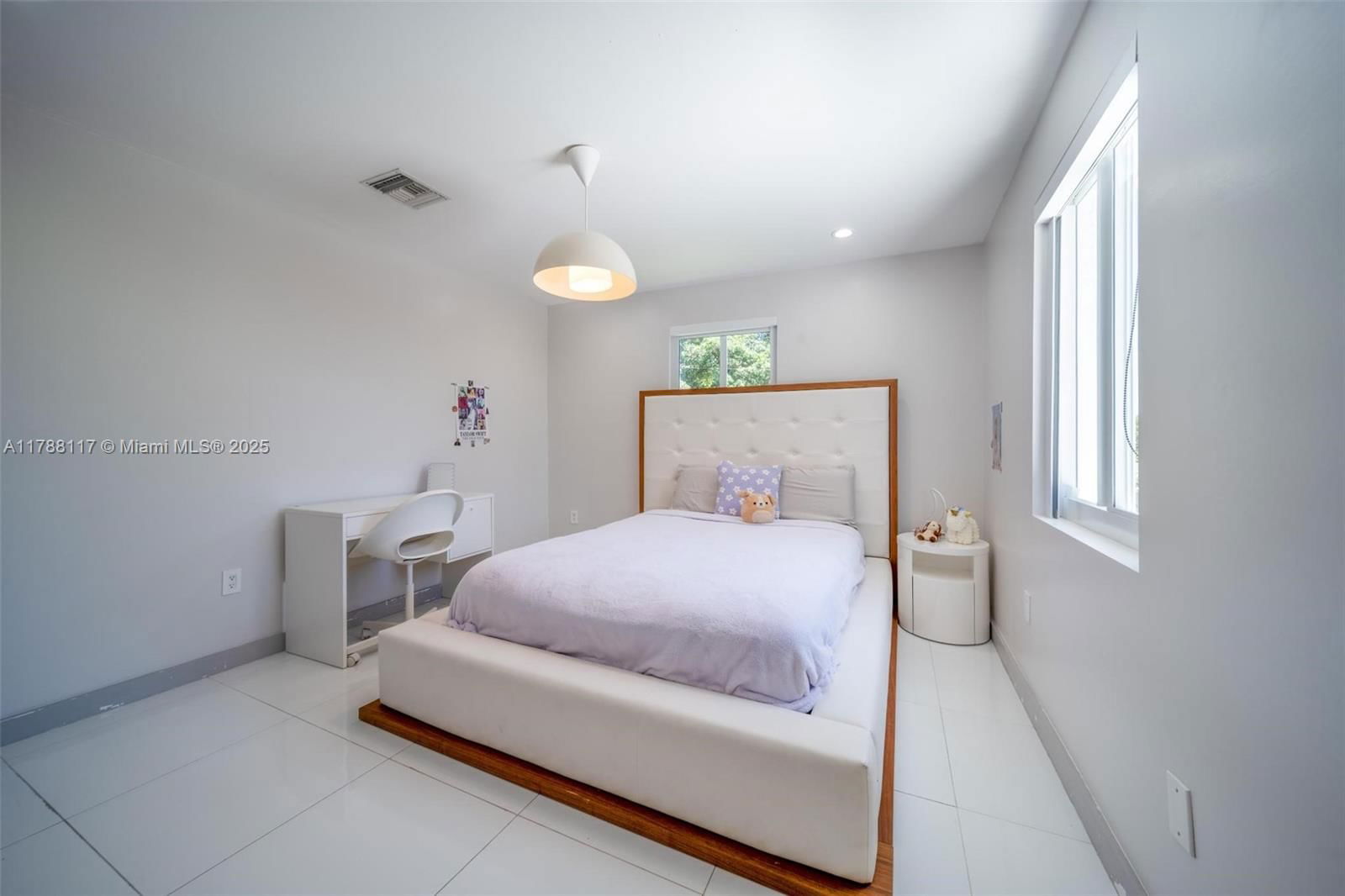 Real estate property located at 2615 213th St, Miami-dade, Biltmore Pk, Miami, FL