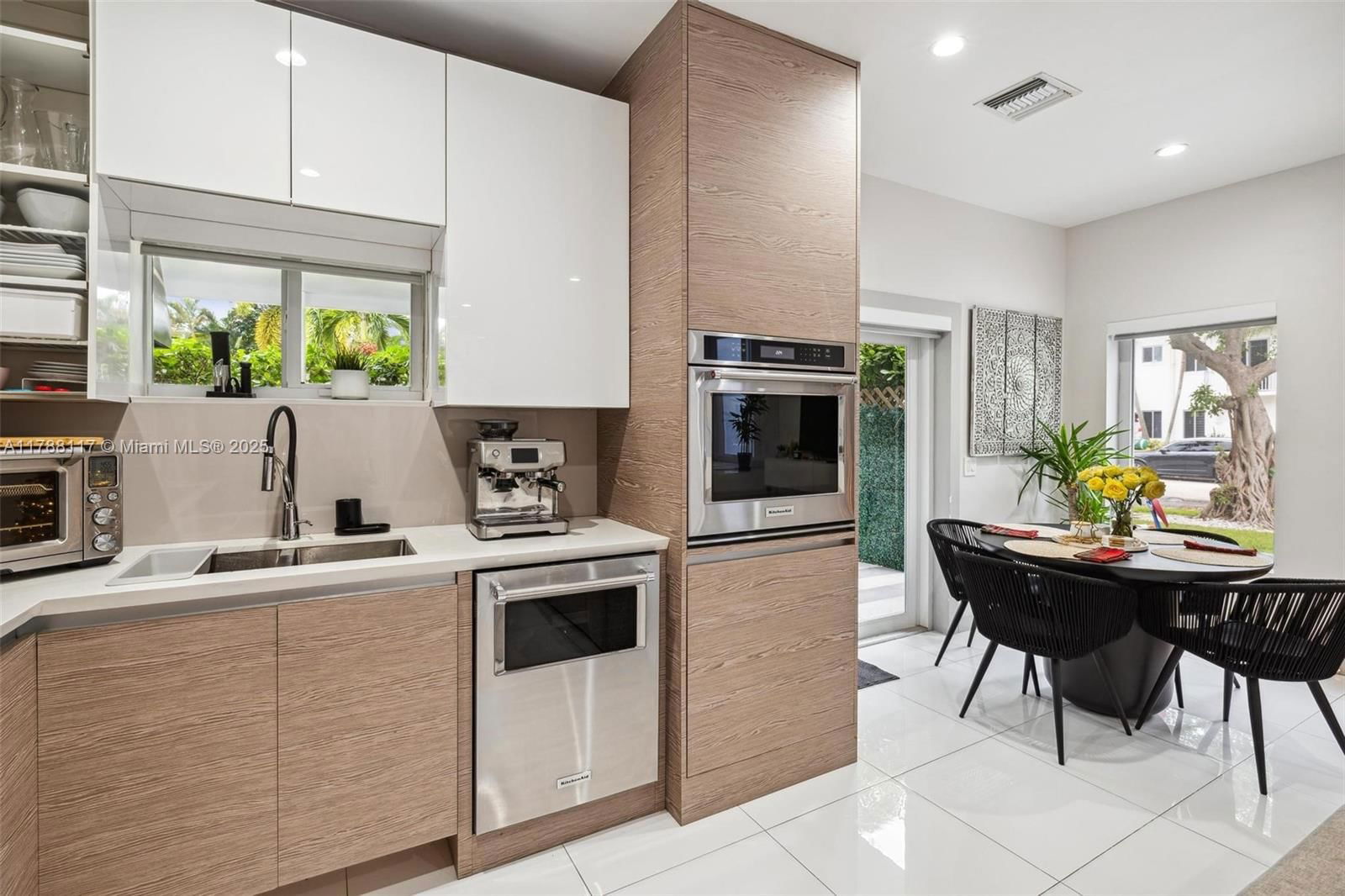 Real estate property located at 2615 213th St, Miami-dade, Biltmore Pk, Miami, FL