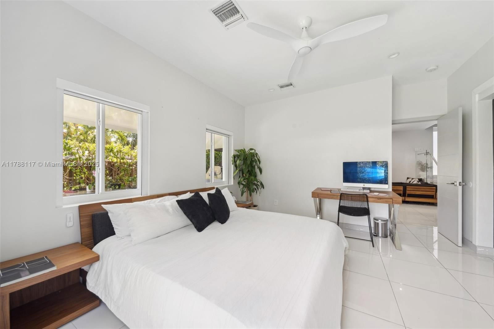 Real estate property located at 2615 213th St, Miami-dade, Biltmore Pk, Miami, FL
