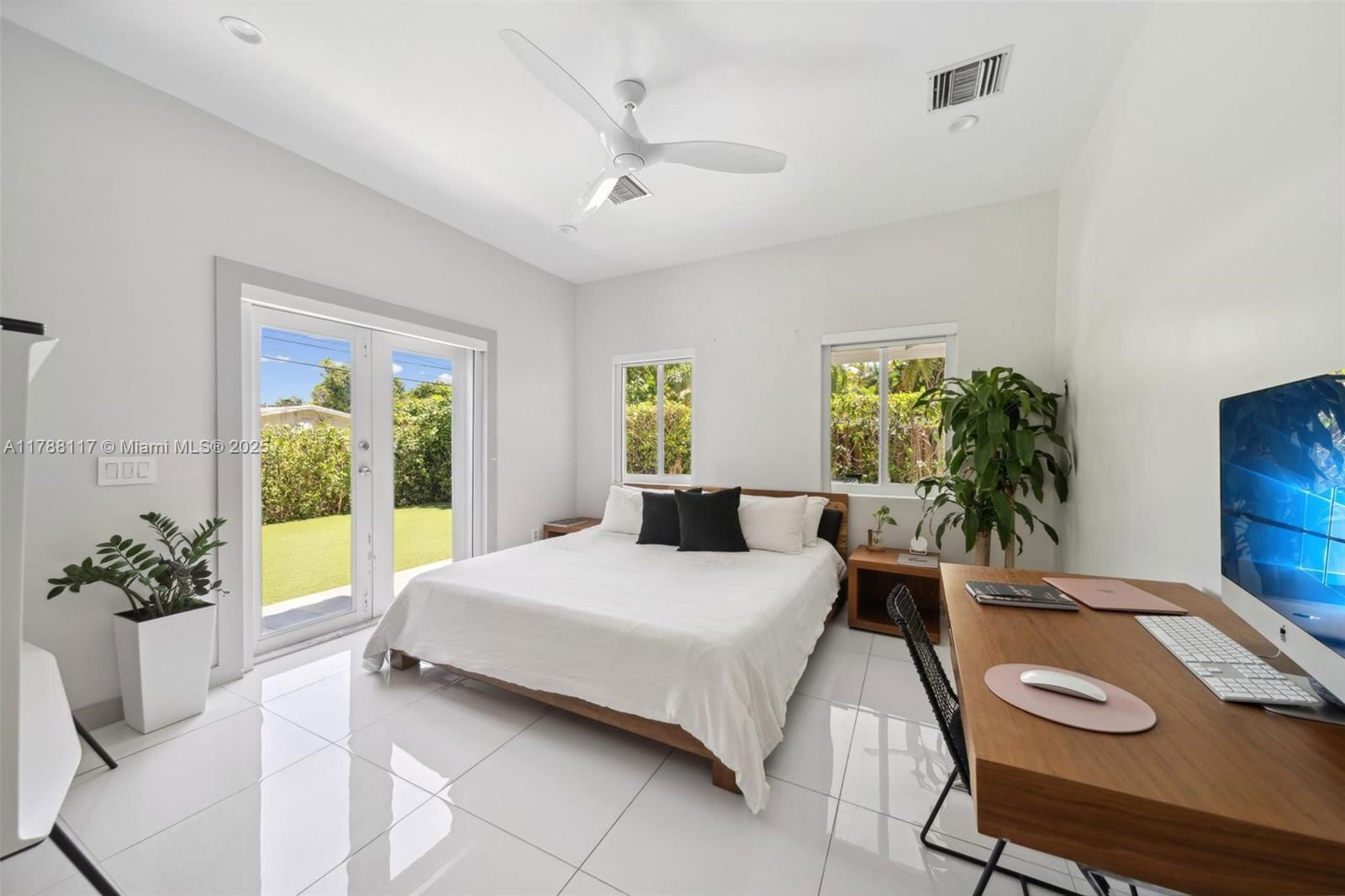 Real estate property located at 2615 213th St, Miami-dade, Biltmore Pk, Miami, FL