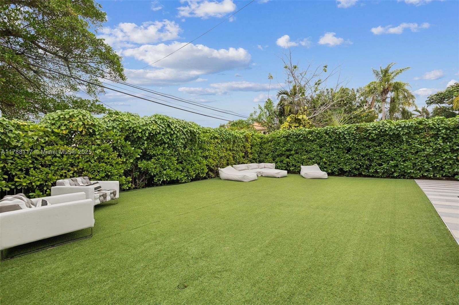 Real estate property located at 2615 213th St, Miami-dade, Biltmore Pk, Miami, FL