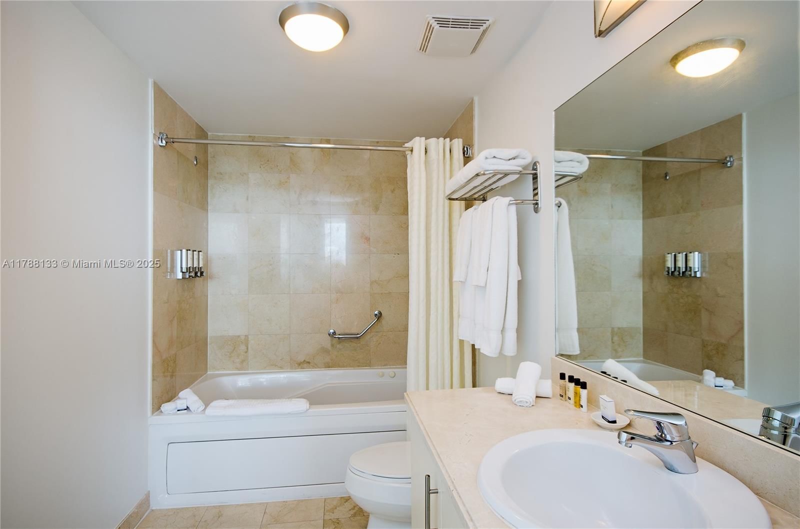 Real estate property located at 2889 Mcfarlane Rd #1601, Miami-dade, Mutiny Park Condo, Coconut Grove, FL