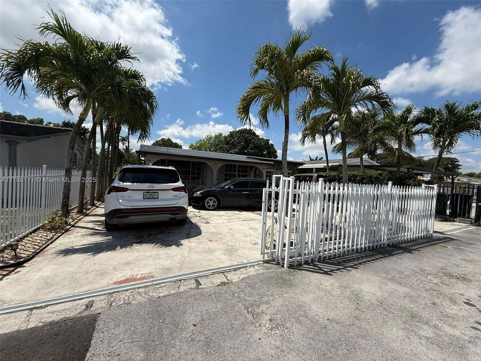 Real estate property located at 3434 101st St, Miami-dade, The Tropics Addn, Miami, FL