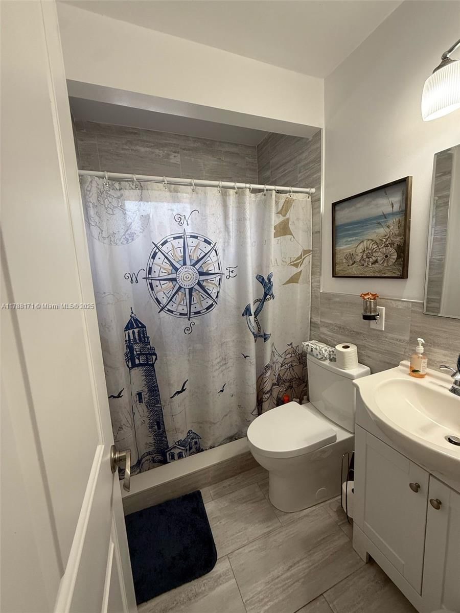 Real estate property located at 3434 101st St, Miami-dade, The Tropics Addn, Miami, FL
