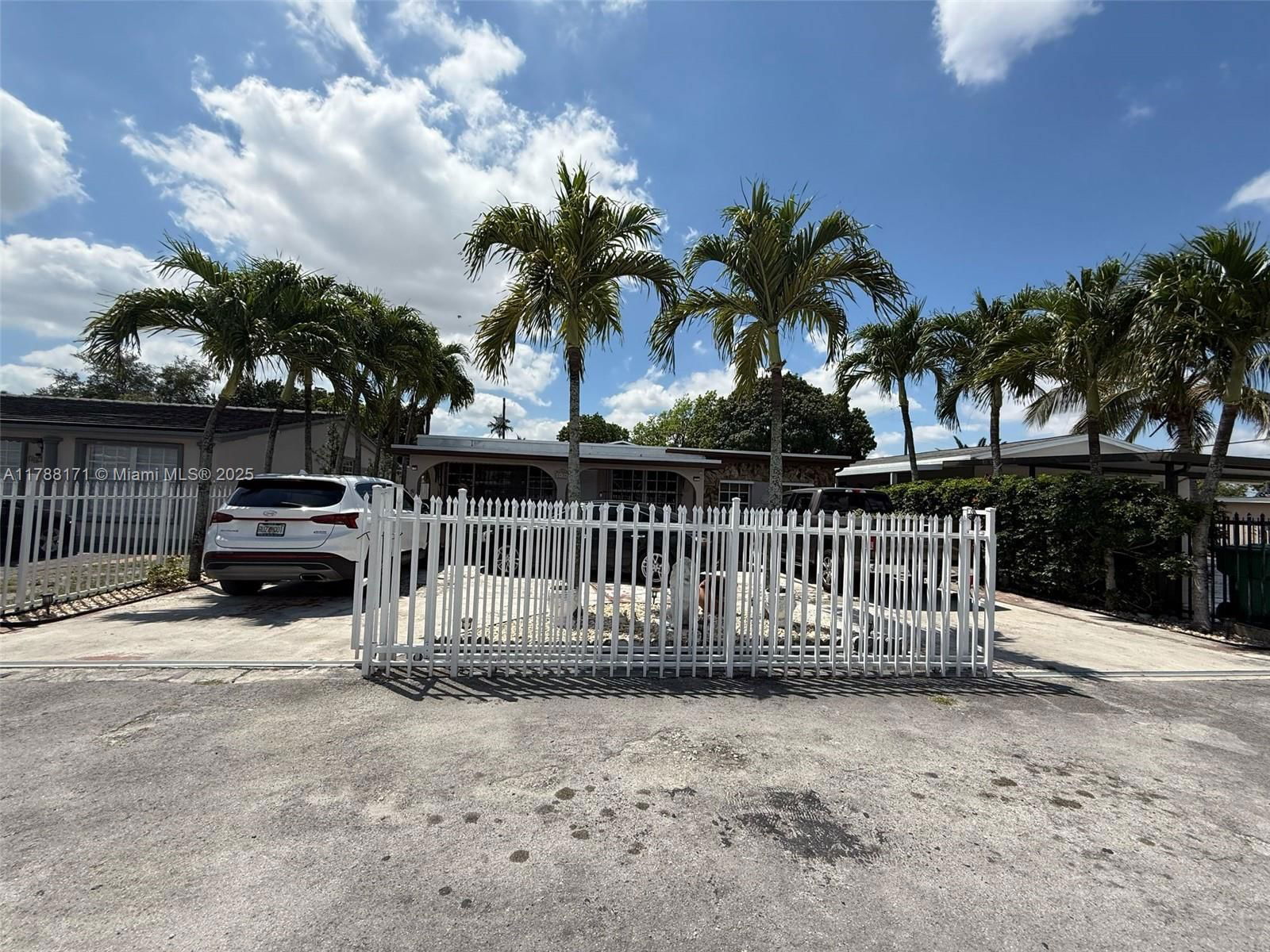 Real estate property located at 3434 101st St, Miami-dade, The Tropics Addn, Miami, FL