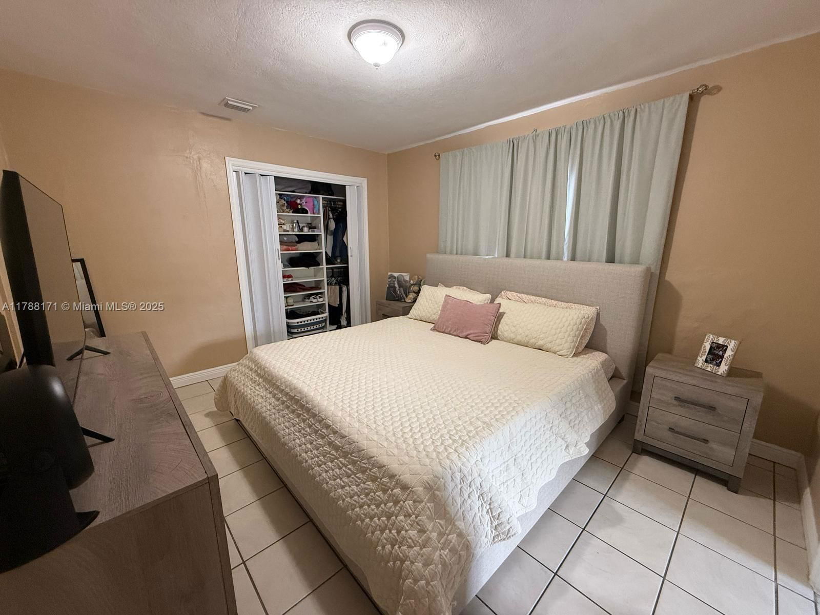 Real estate property located at 3434 101st St, Miami-dade, The Tropics Addn, Miami, FL