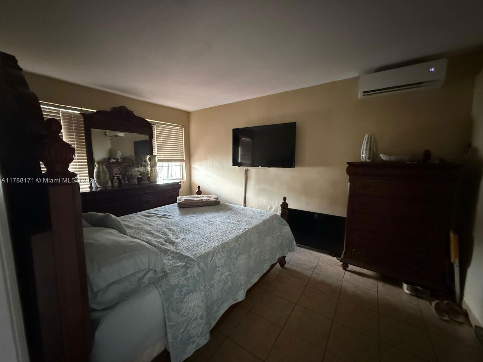 Real estate property located at 3434 101st St, Miami-dade, The Tropics Addn, Miami, FL