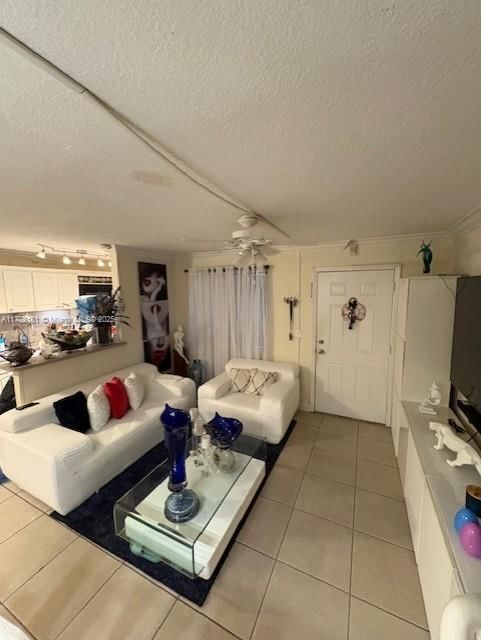 Real estate property located at 3855 79th Ave #37, Miami-dade, Tropical Park Condo, Miami, FL