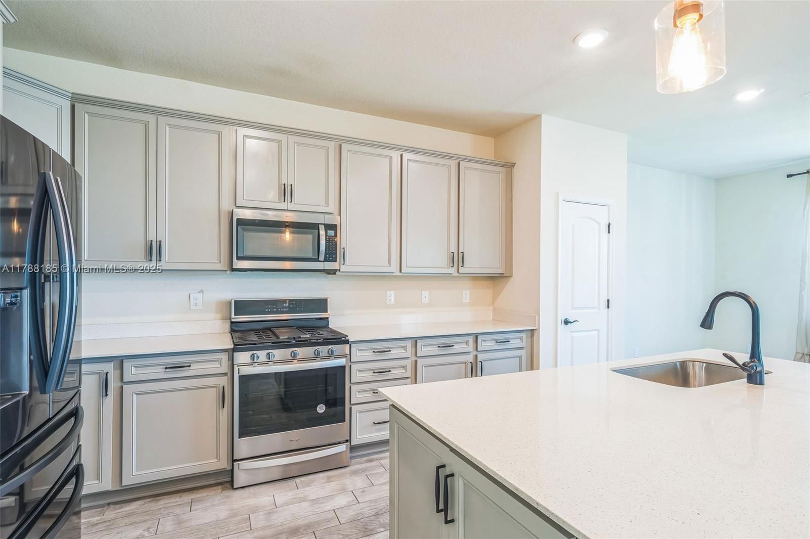 Real estate property located at 10484 Captiva Dr, St Lucie, Pulte At Tradition Phase, Port St. Lucie, FL