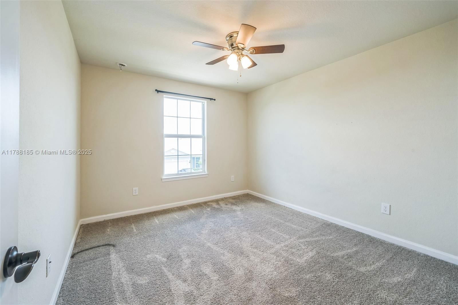 Real estate property located at 10484 Captiva Dr, St Lucie, Pulte At Tradition Phase, Port St. Lucie, FL