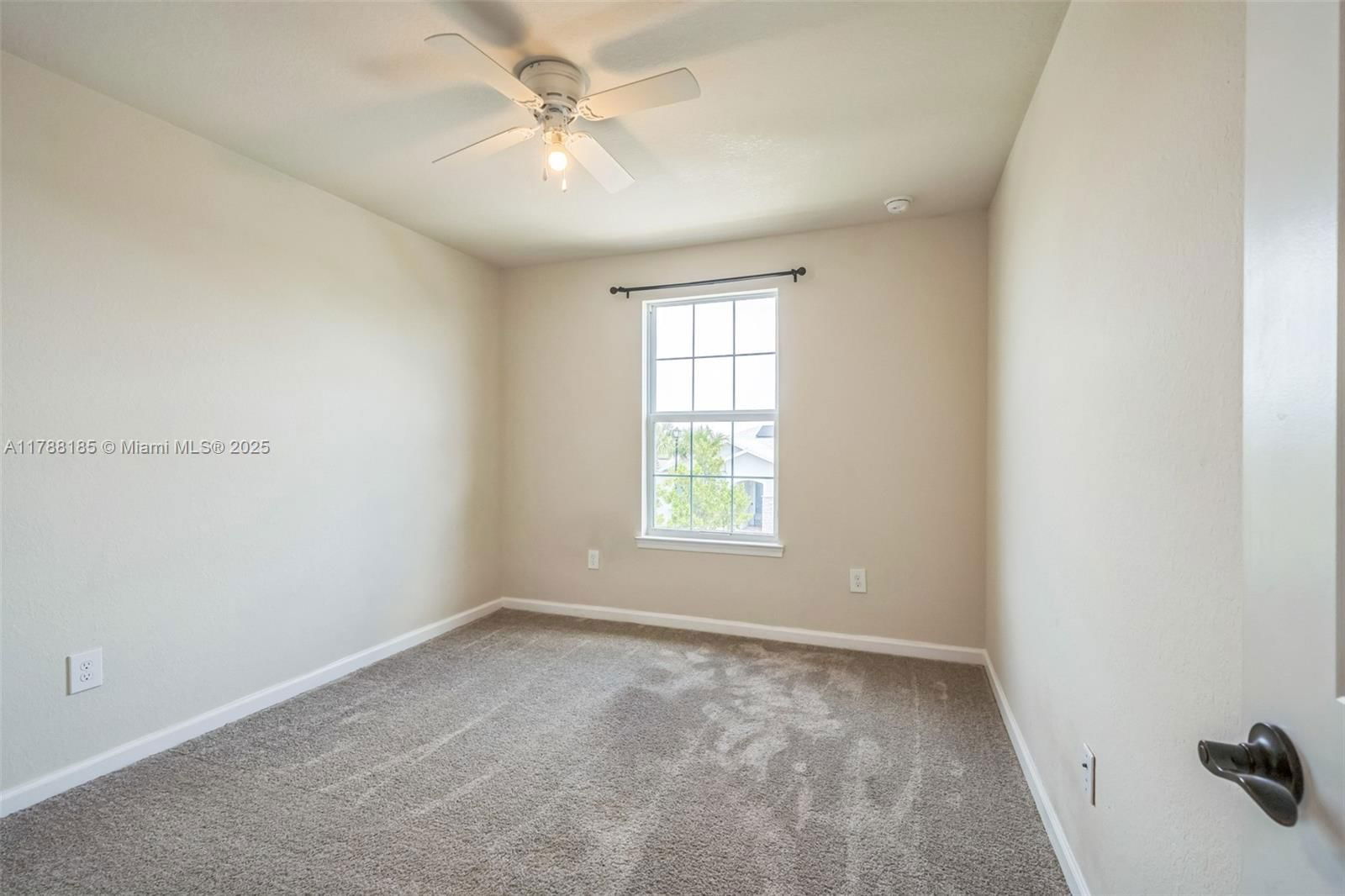 Real estate property located at 10484 Captiva Dr, St Lucie, Pulte At Tradition Phase, Port St. Lucie, FL