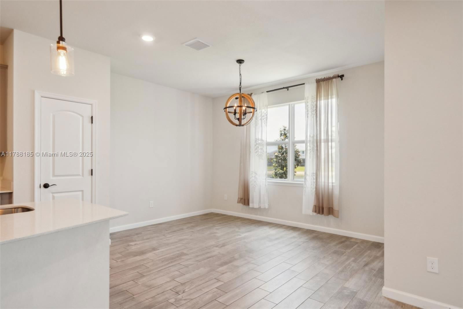 Real estate property located at 10484 Captiva Dr, St Lucie, Pulte At Tradition Phase, Port St. Lucie, FL