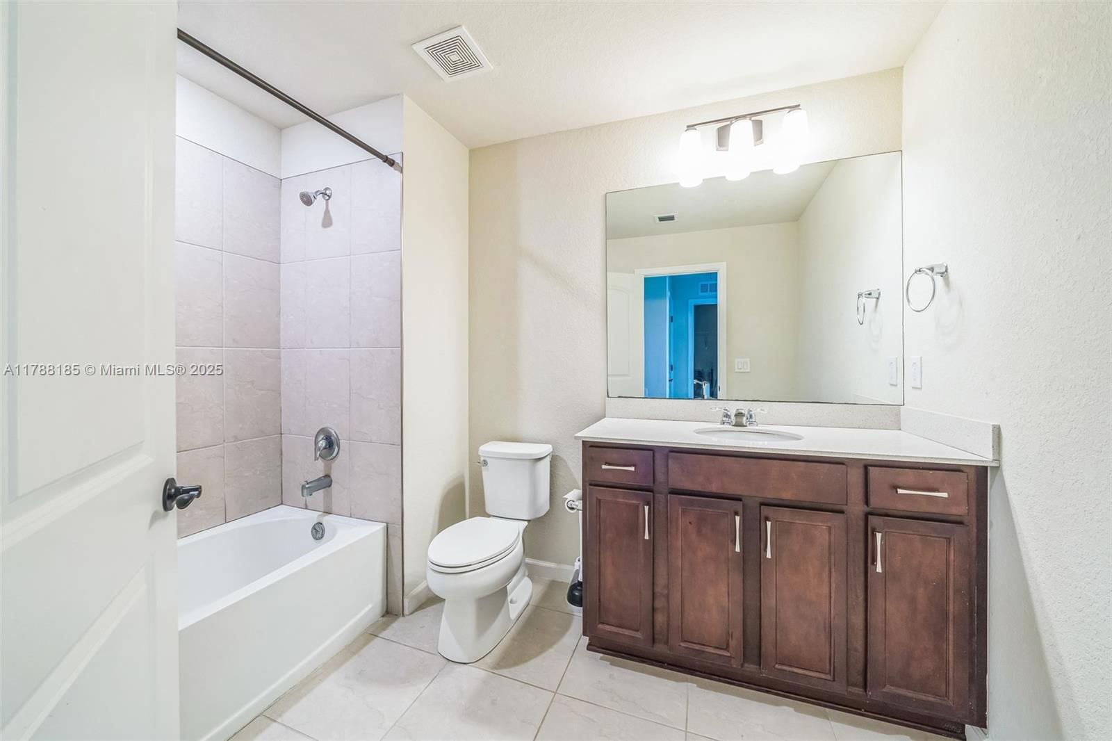 Real estate property located at 10484 Captiva Dr, St Lucie, Pulte At Tradition Phase, Port St. Lucie, FL