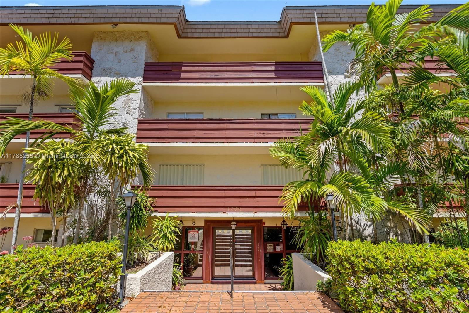 Real estate property located at 1205 Mariposa Ave #413, Miami-dade, Villa Capri Condo, Coral Gables, FL