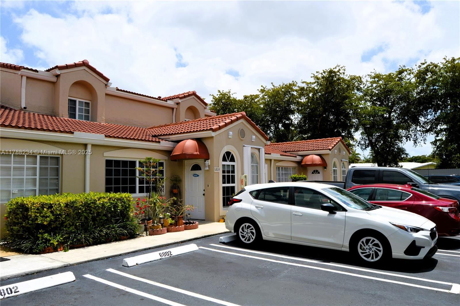 Real estate property located at 6804 166th Ter #603, Miami-dade, Fountain Pk Village Homes, Miami Lakes, FL