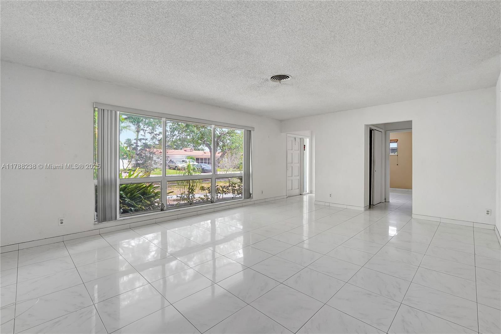 Real estate property located at 5220 Monroe St, Broward, Hollywood Hills, Hollywood, FL