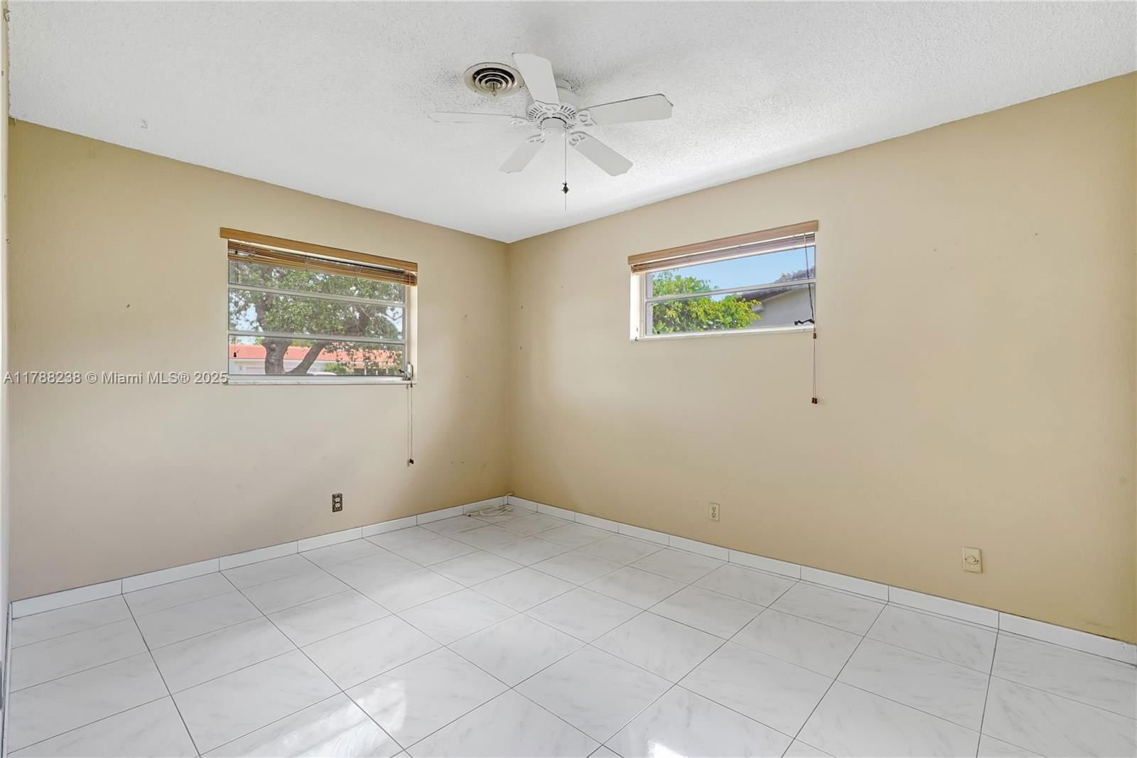 Real estate property located at 5220 Monroe St, Broward, Hollywood Hills, Hollywood, FL