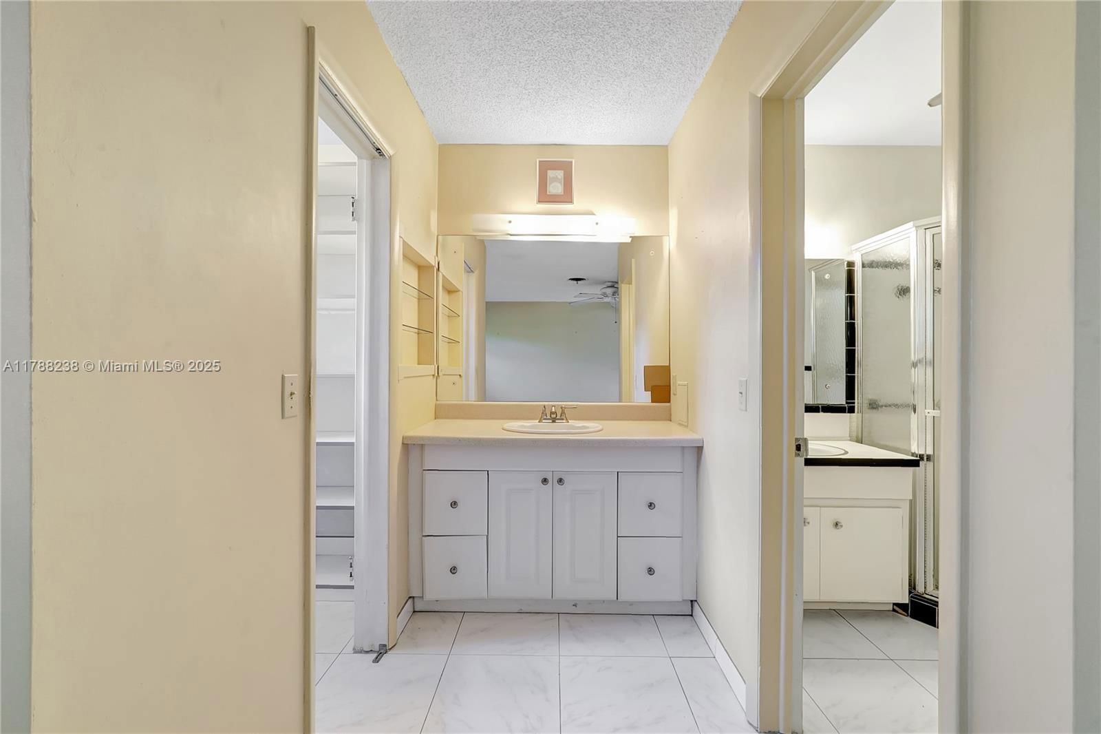 Real estate property located at 5220 Monroe St, Broward, Hollywood Hills, Hollywood, FL