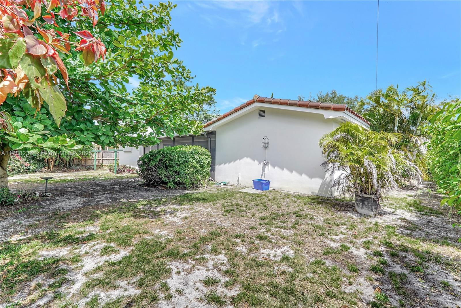 Real estate property located at 5220 Monroe St, Broward, Hollywood Hills, Hollywood, FL
