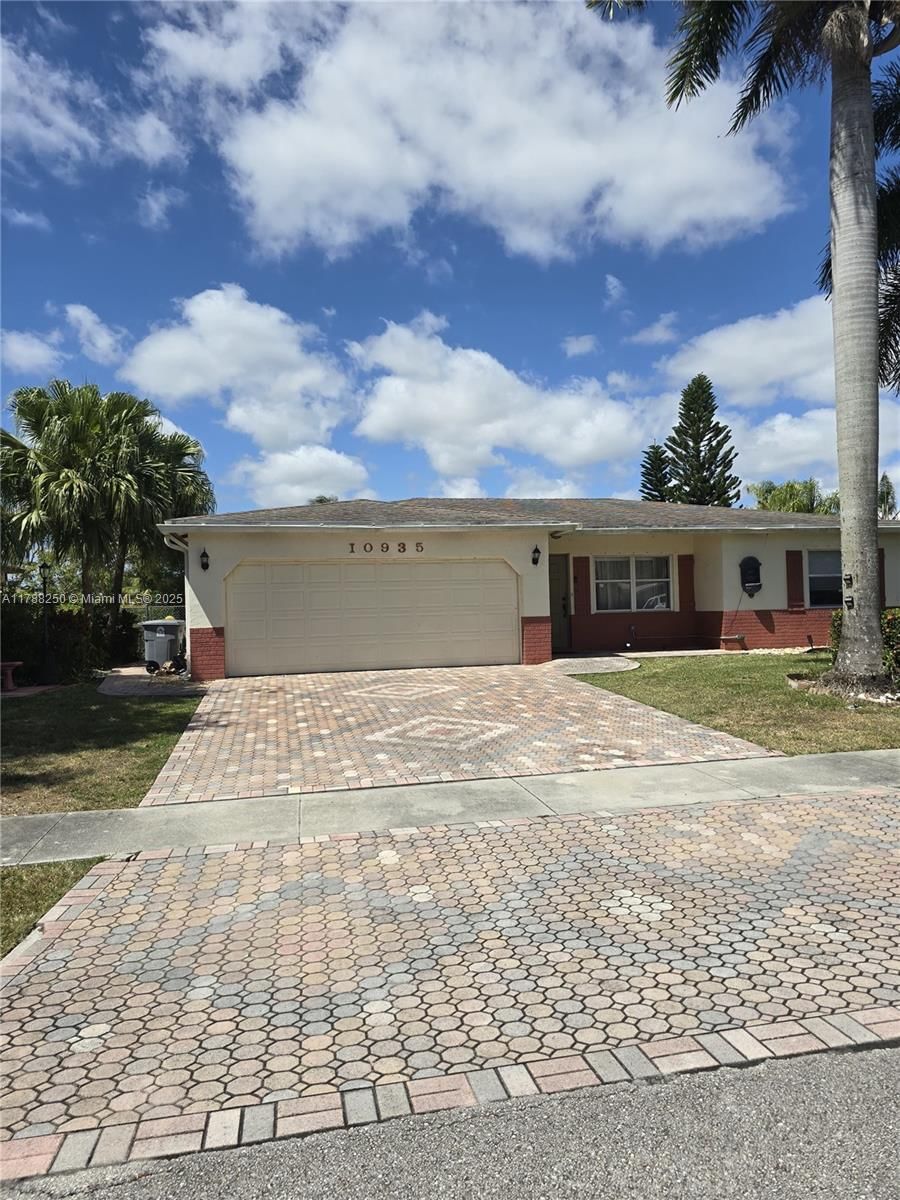 Real estate property located at 10935 Gable St, Palm Beach, Holiday City At Boca Rato, Boca Raton, FL
