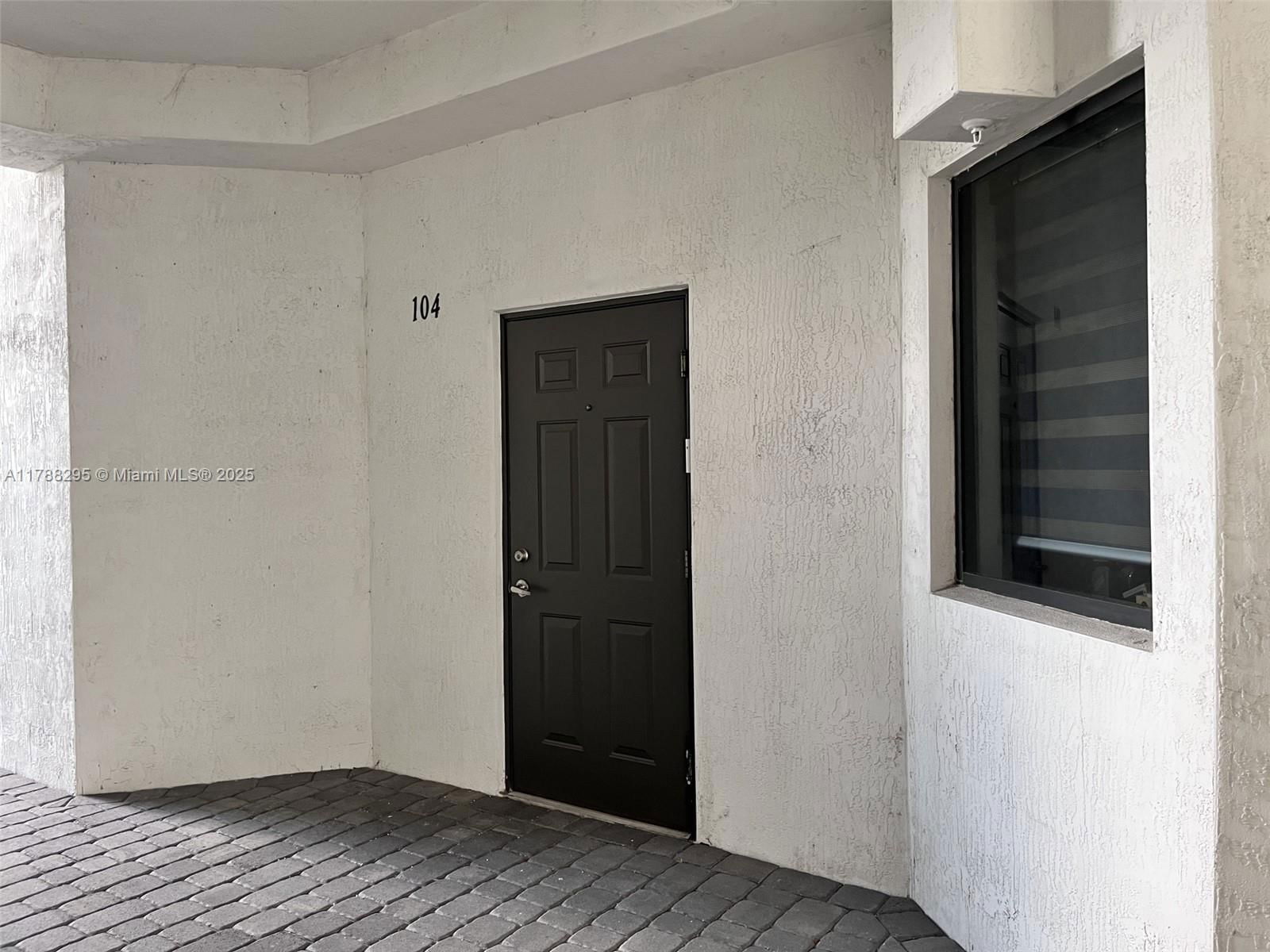 Real estate property located at 15500 136th St #104, Miami-dade, Century Park South, Miami, FL
