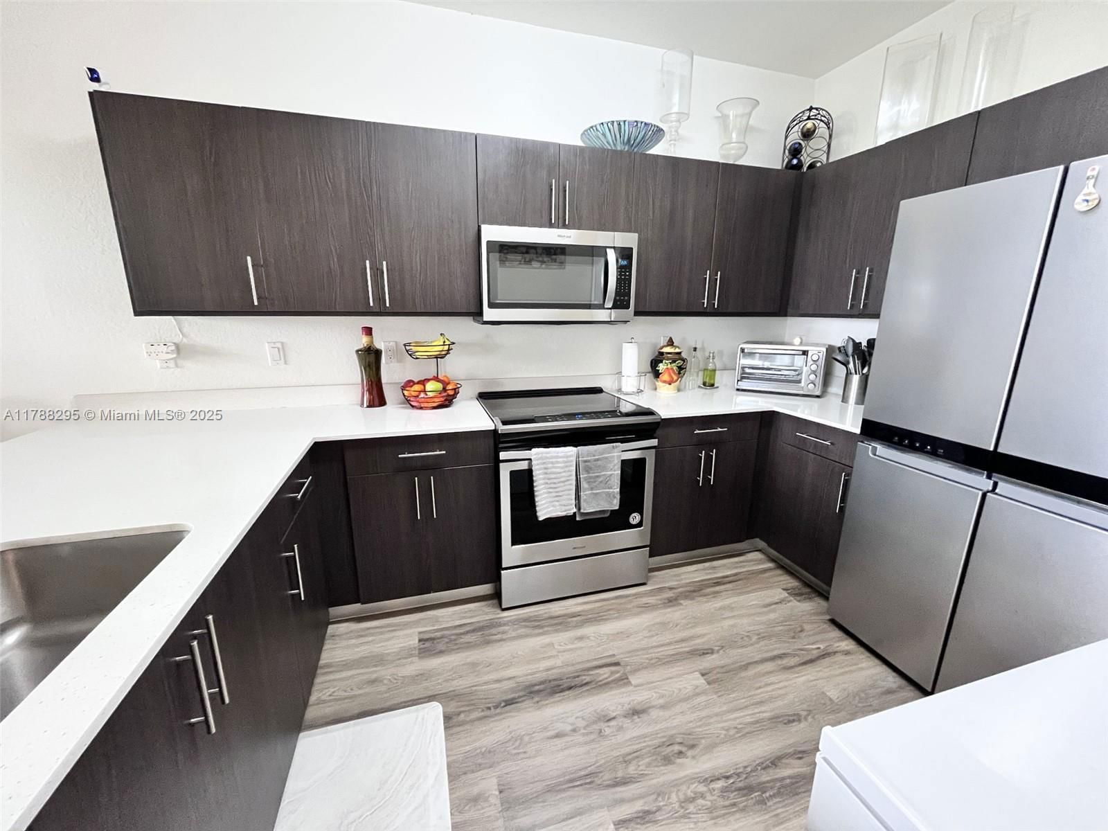Real estate property located at 15500 136th St #104, Miami-dade, Century Park South, Miami, FL