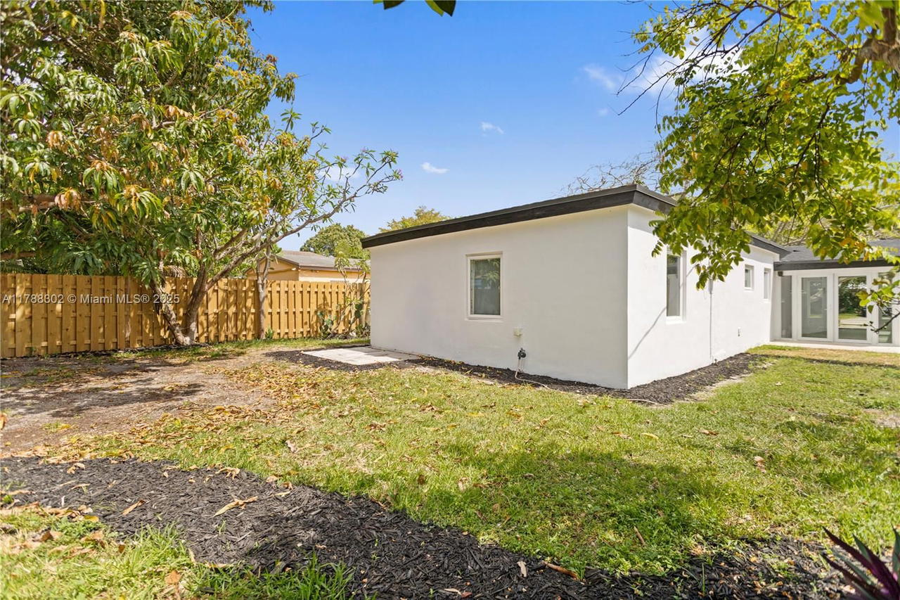 Real estate property located at 1345 182nd St, Miami-dade, Fulford By The Sea Rev Pl, North Miami Beach, FL