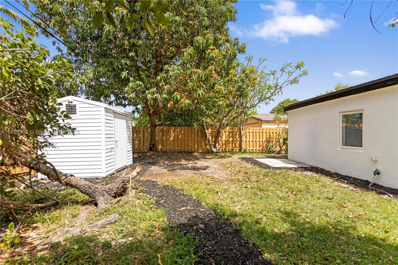 Real estate property located at 1345 182nd St, Miami-dade, Fulford By The Sea Rev Pl, North Miami Beach, FL