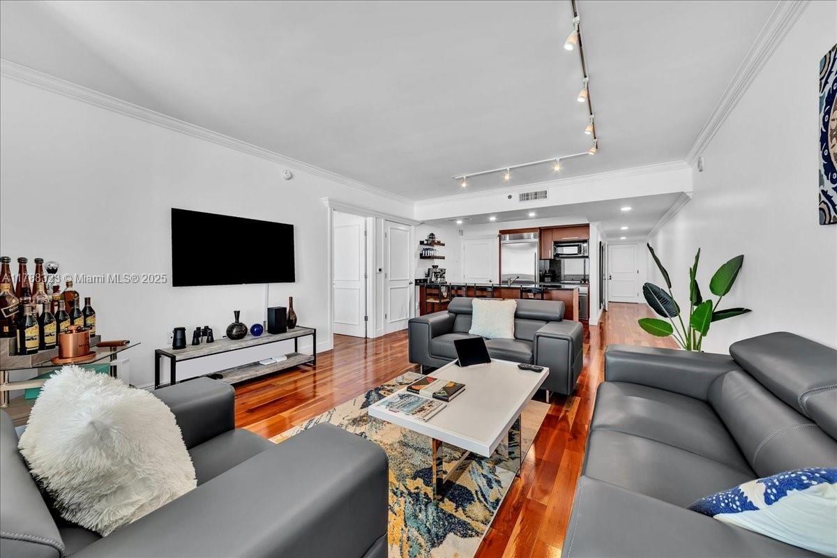 Real estate property located at 1830 Ocean Dr LPH4910, Broward, Beach Club Two Condo, Hallandale Beach, FL