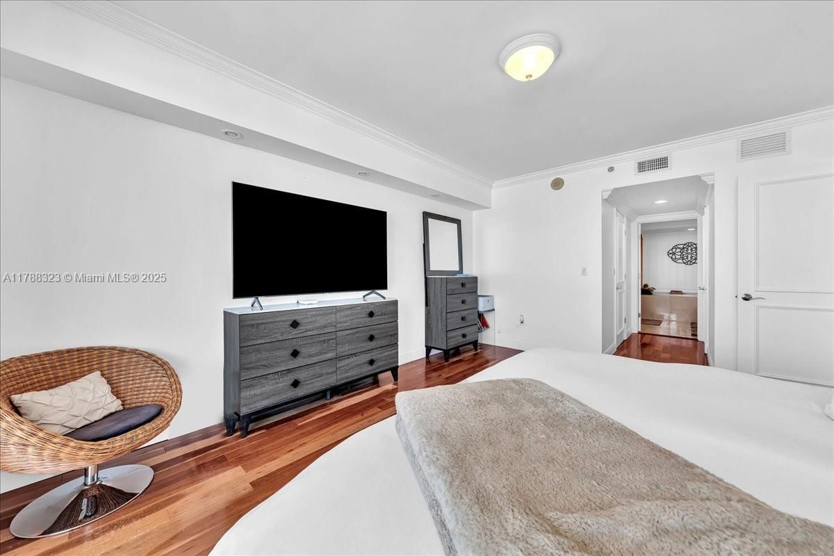 Real estate property located at 1830 Ocean Dr LPH4910, Broward, Beach Club Two Condo, Hallandale Beach, FL