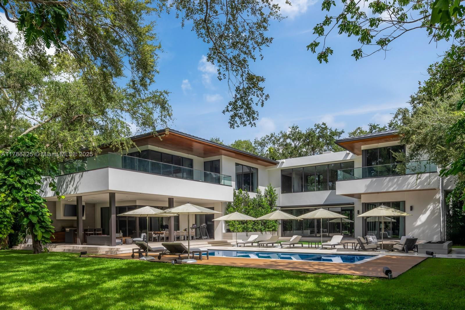 Real estate property located at 5400 Hammock Dr, Miami-dade, Avocado Land Co Sec 6, Coral Gables, FL