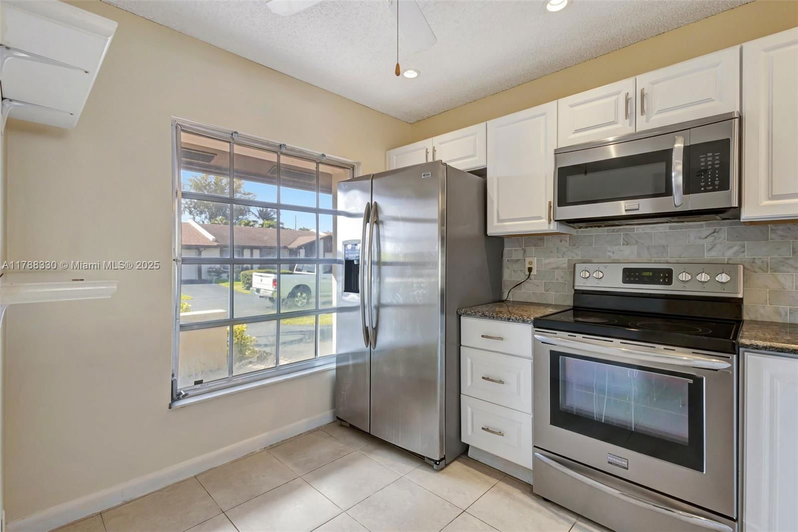 Real estate property located at 5057 Forsythia St, Palm Beach, Kings Point 13, Delray Beach, FL