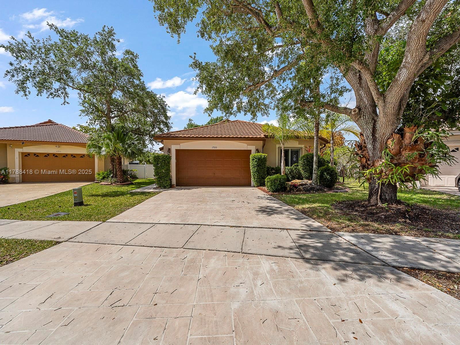 Real estate property located at 17920 19th St, Broward, Silver Lakes At Pembroke, Pembroke Pines, FL