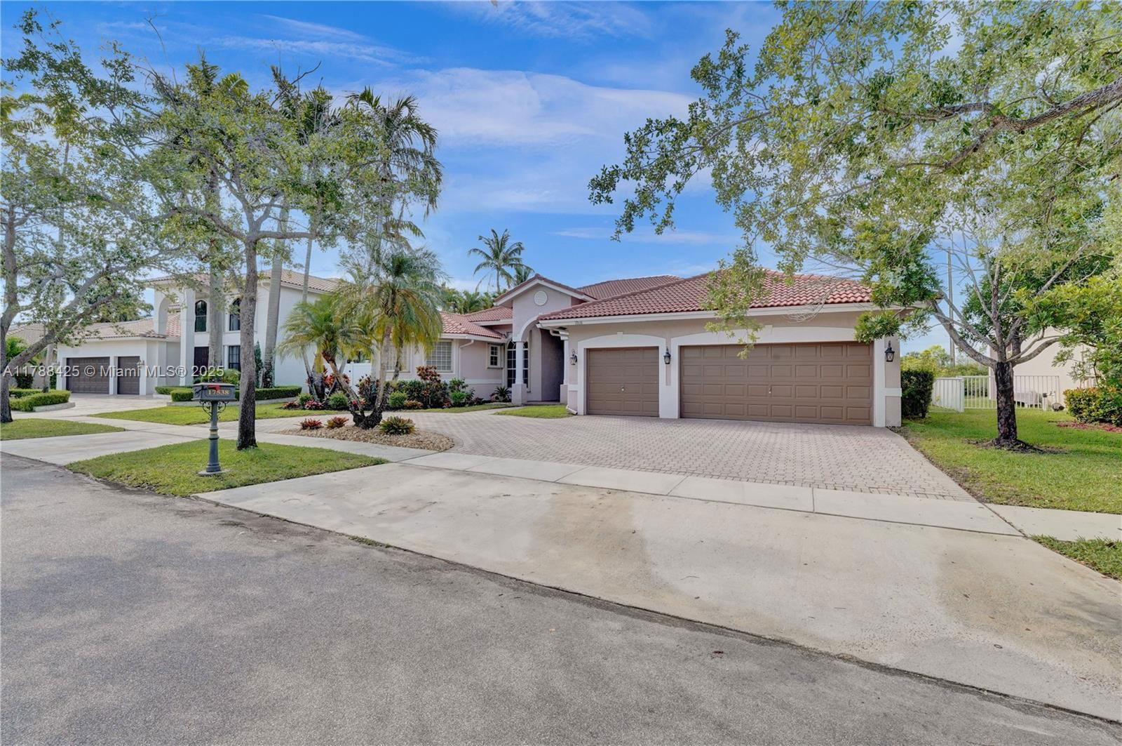 Real estate property located at 17538 13th Street, Broward, Silver Lakes Phase Ii Rep, Pembroke Pines, FL