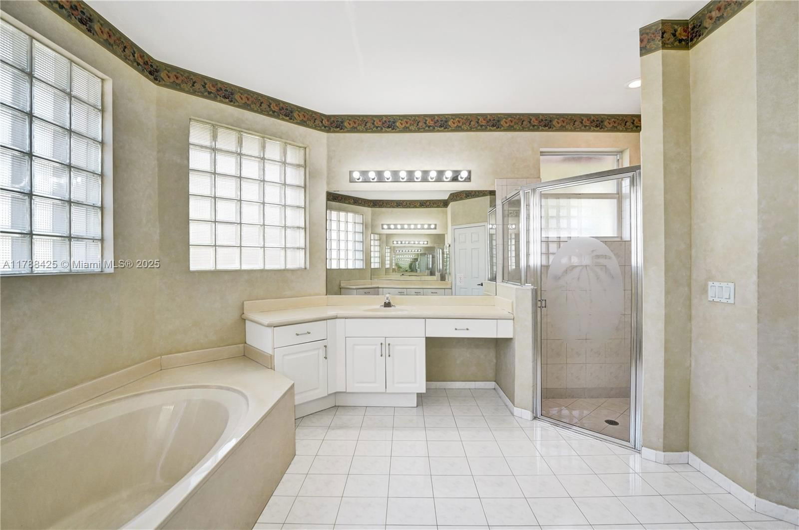 Real estate property located at 17538 13th Street, Broward, Silver Lakes Phase Ii Rep, Pembroke Pines, FL