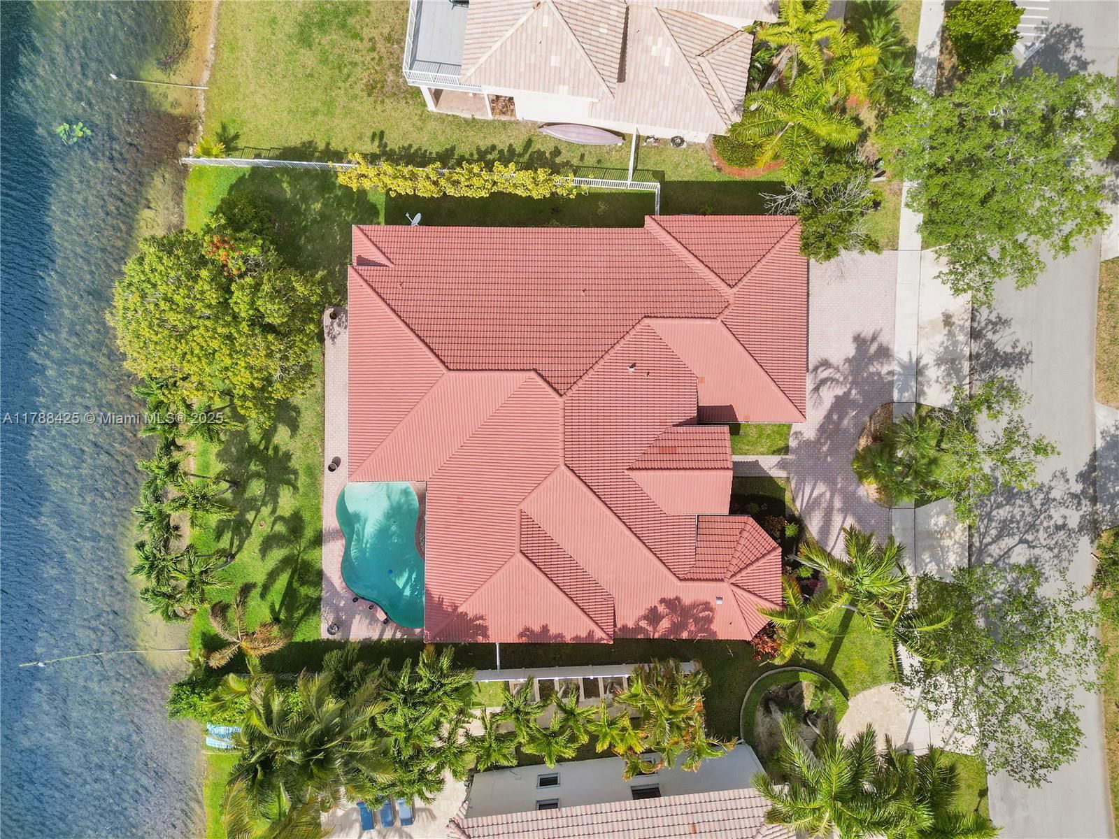 Real estate property located at 17538 13th Street, Broward, Silver Lakes Phase Ii Rep, Pembroke Pines, FL