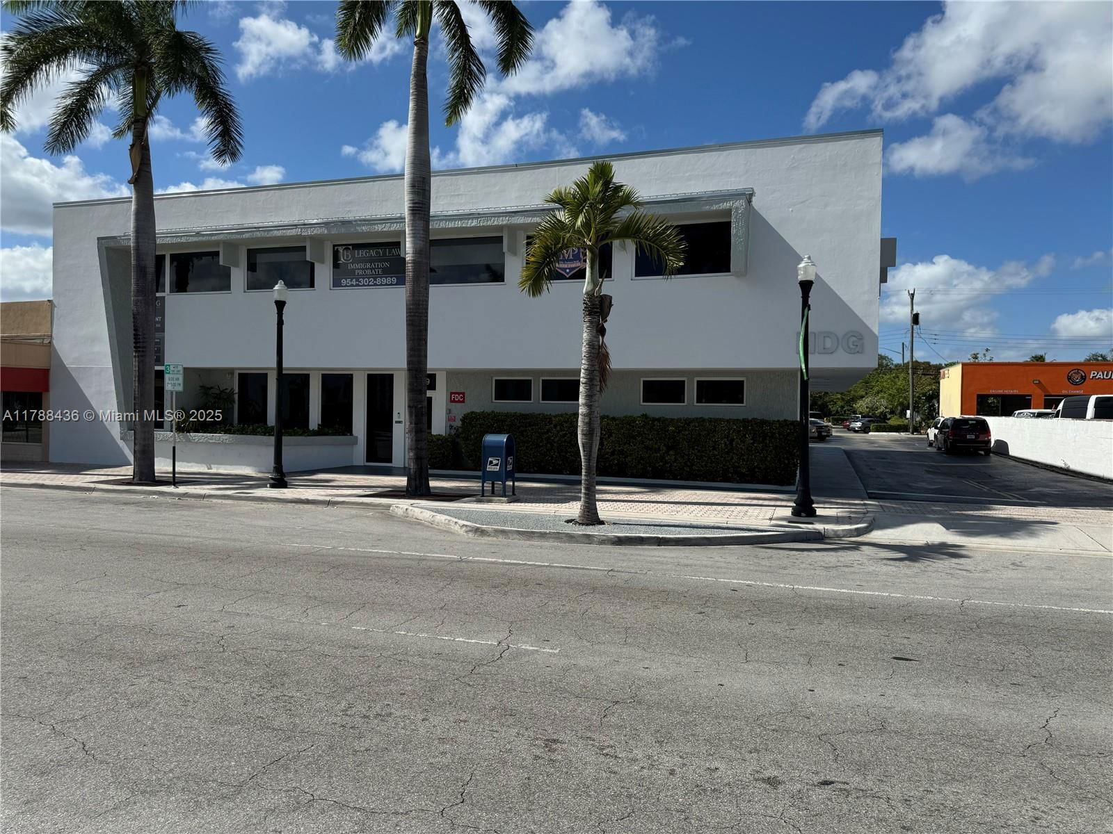 Real estate property located at 2719 Hollywood Blvd, Broward, Hollywood Little Ranches, Hollywood, FL