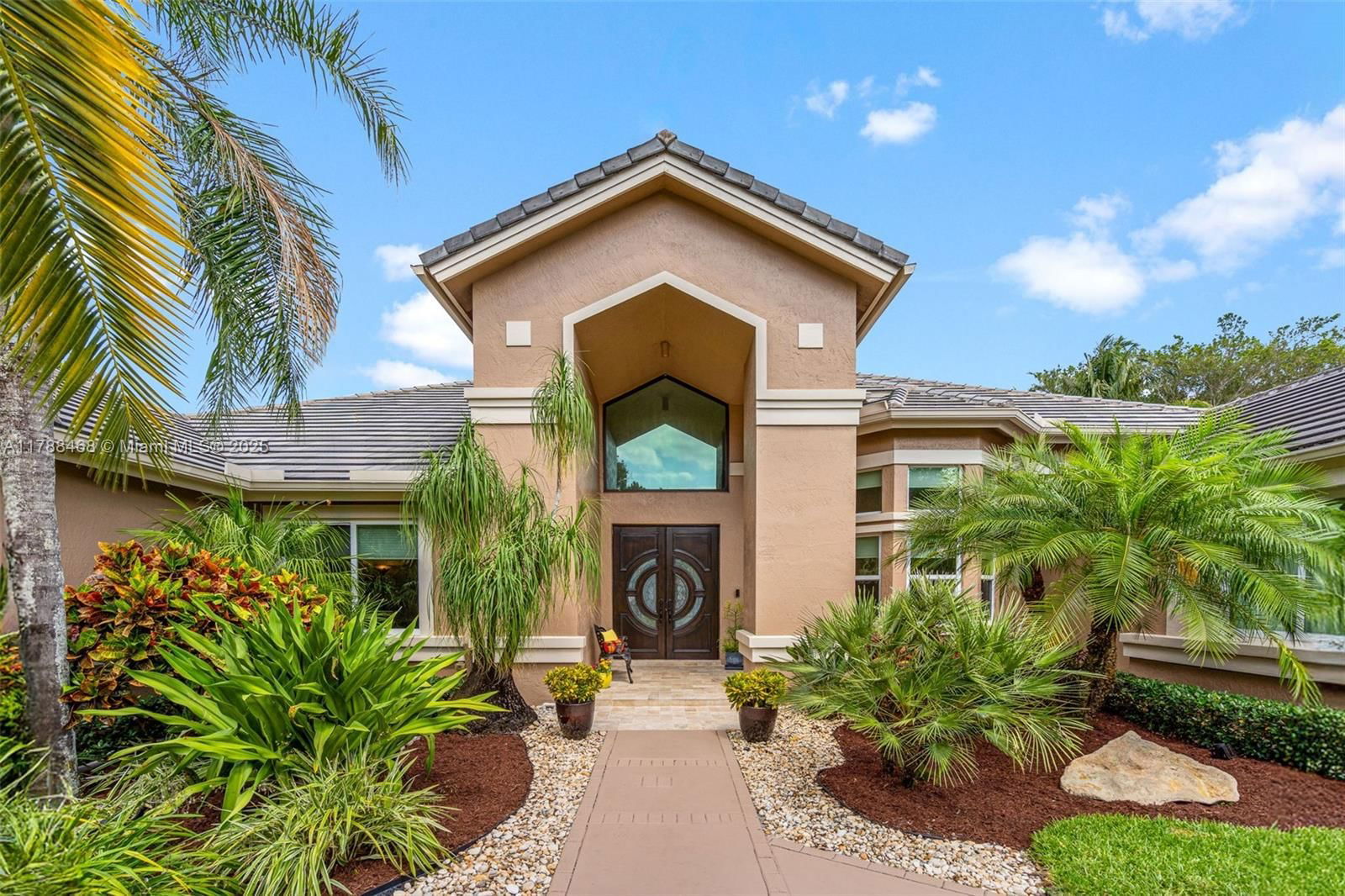 Real estate property located at 10605 Indian Trl, Broward, Indian Pond, Cooper City, FL